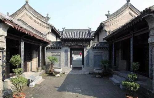 揣双胎带灵泉资本小姐闯大院