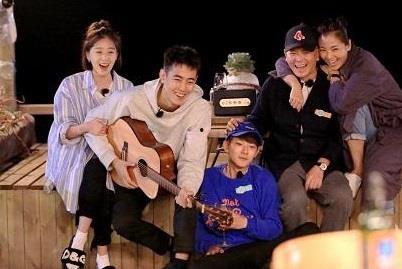 亲爱的·客栈 第一季,温馨民宿里的情感之旅